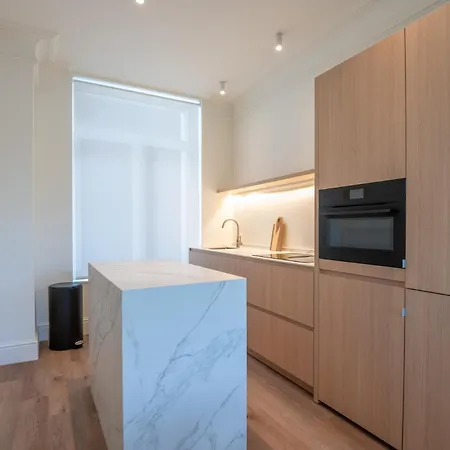 Design Duplex - Park Views - Heart Of
