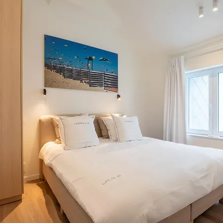 Design Duplex - Park Views - Heart Of Apartment *